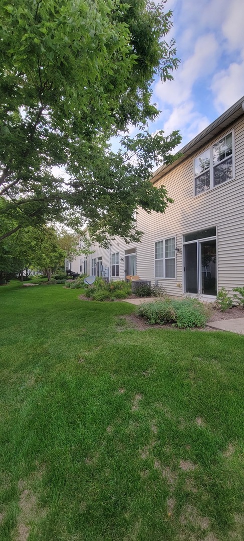 2871 Vernal Lane #2871, Naperville, IL 60564