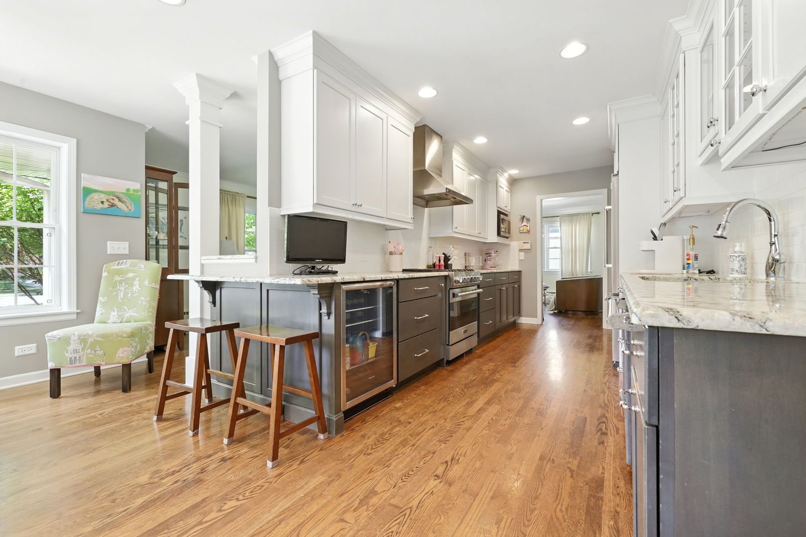 917 N Brainard Avenue, La Grange Park, IL 60526