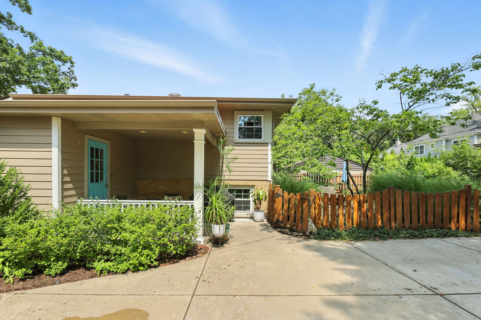 917 N Brainard Avenue, La Grange Park, IL 60526