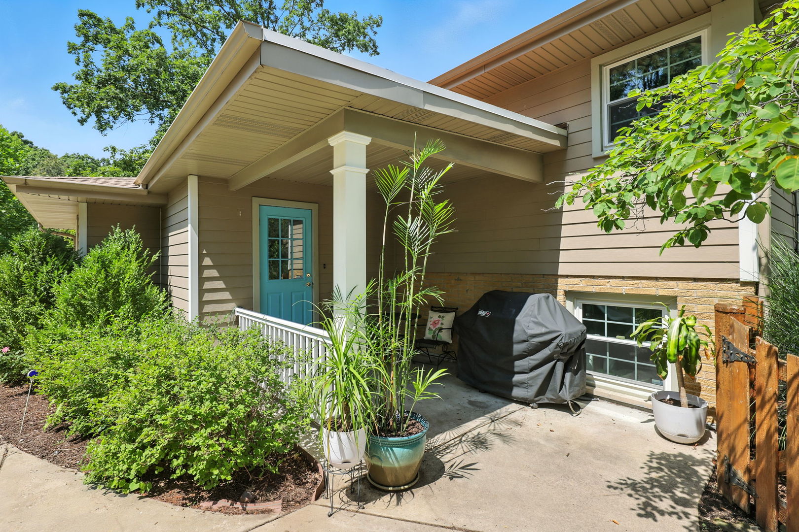 917 N Brainard Avenue, La Grange Park, IL 60526