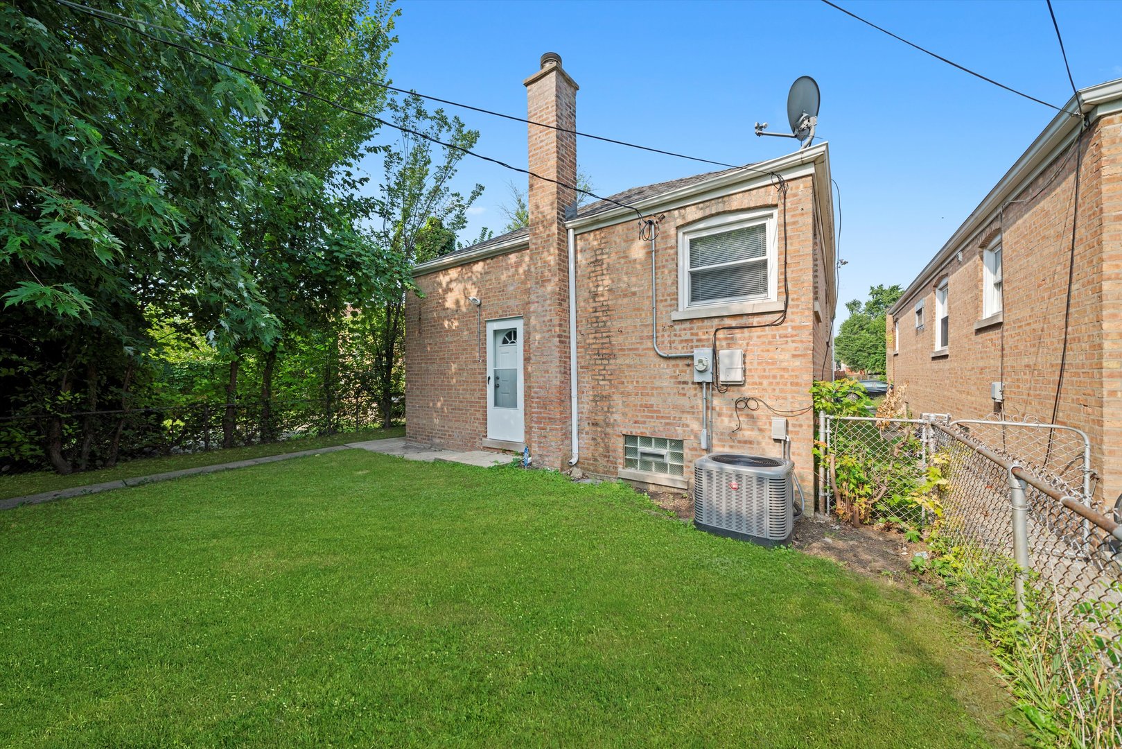 14231 S Dearborn Street, Riverdale, IL 60827
