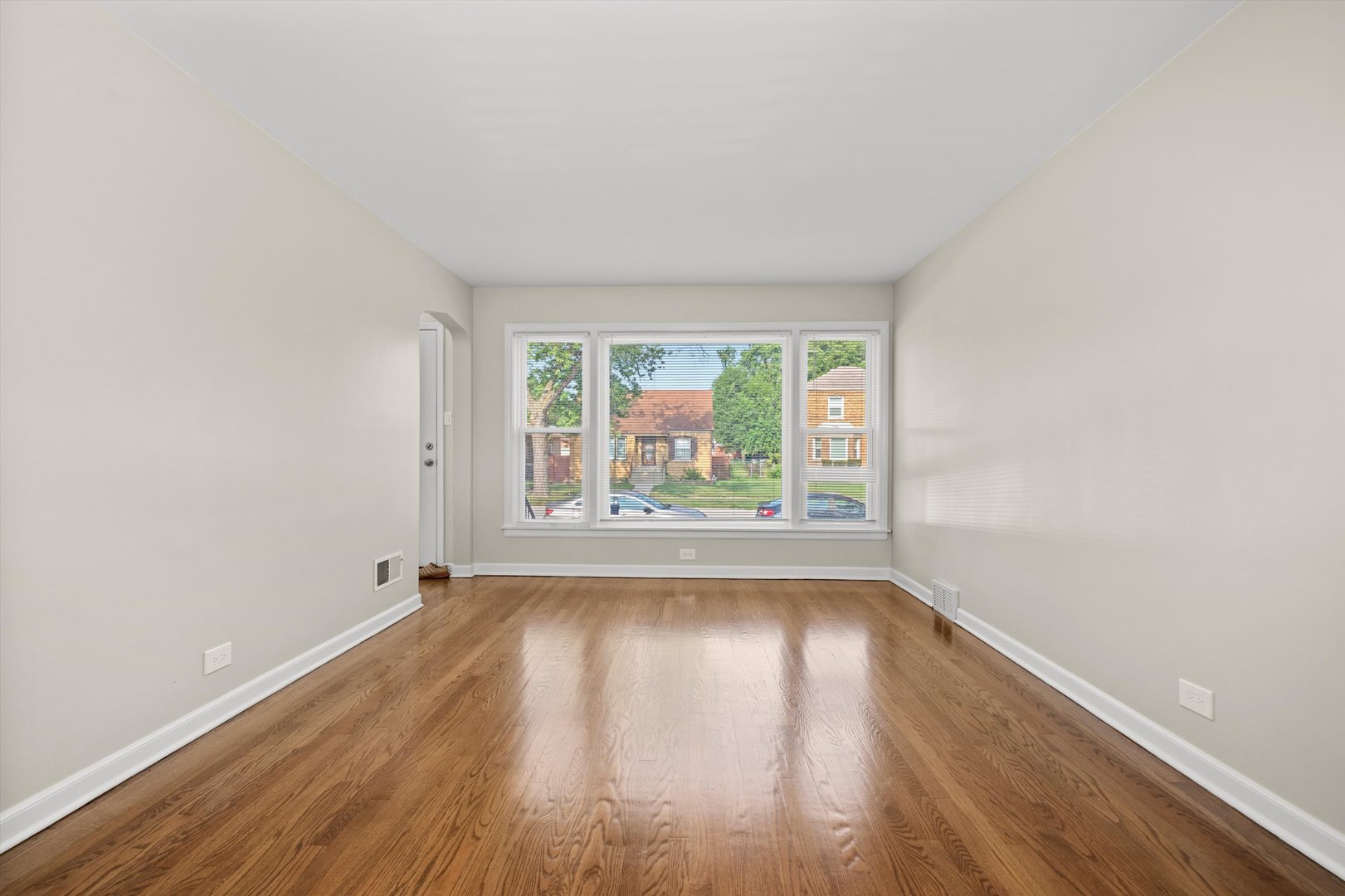 14231 S Dearborn Street, Riverdale, IL 60827