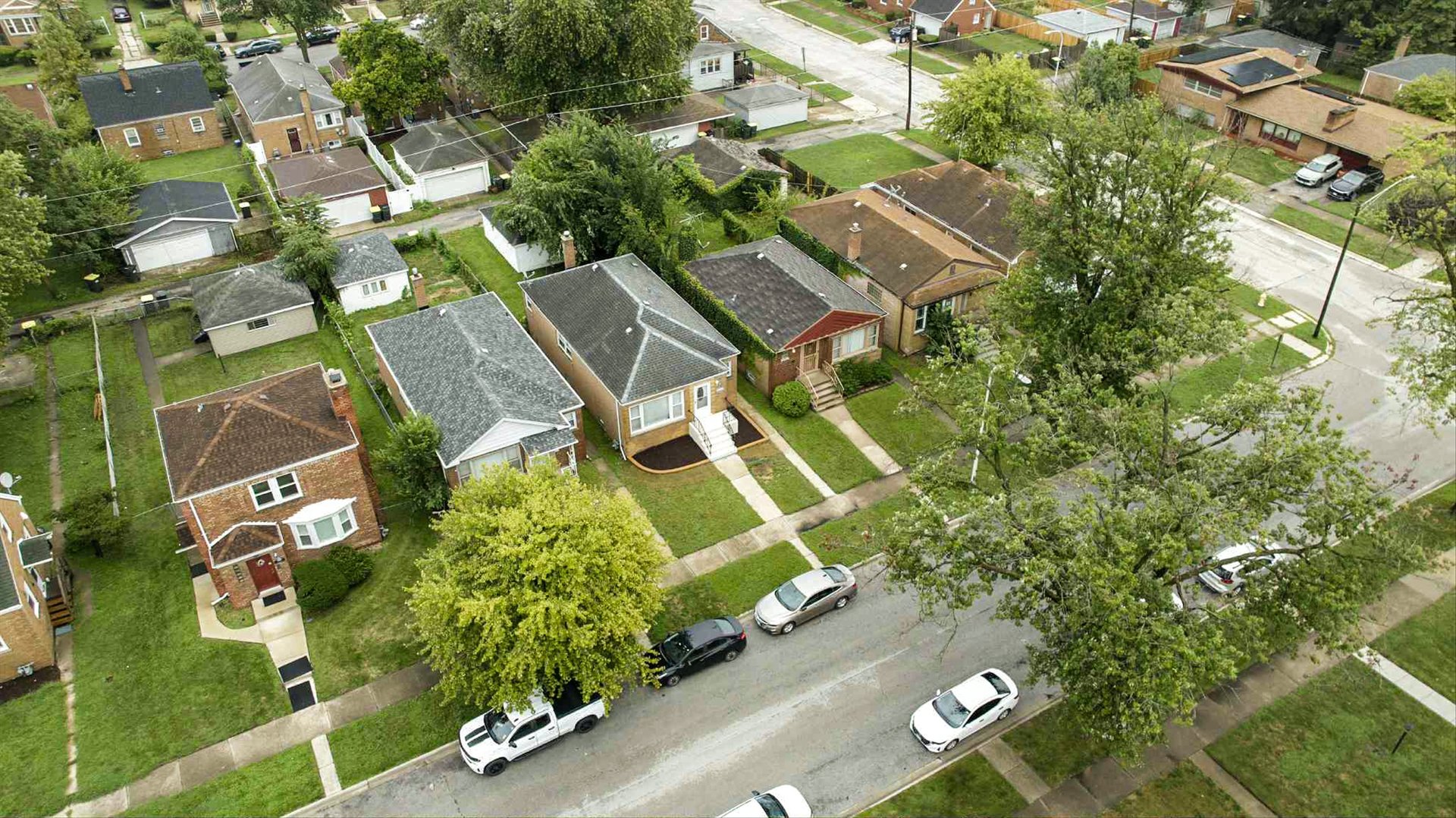 14231 S Dearborn Street, Riverdale, IL 60827