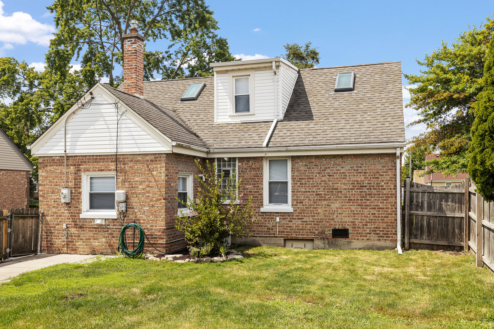 10807 Mcvicker Avenue, Chicago Ridge, IL 60415