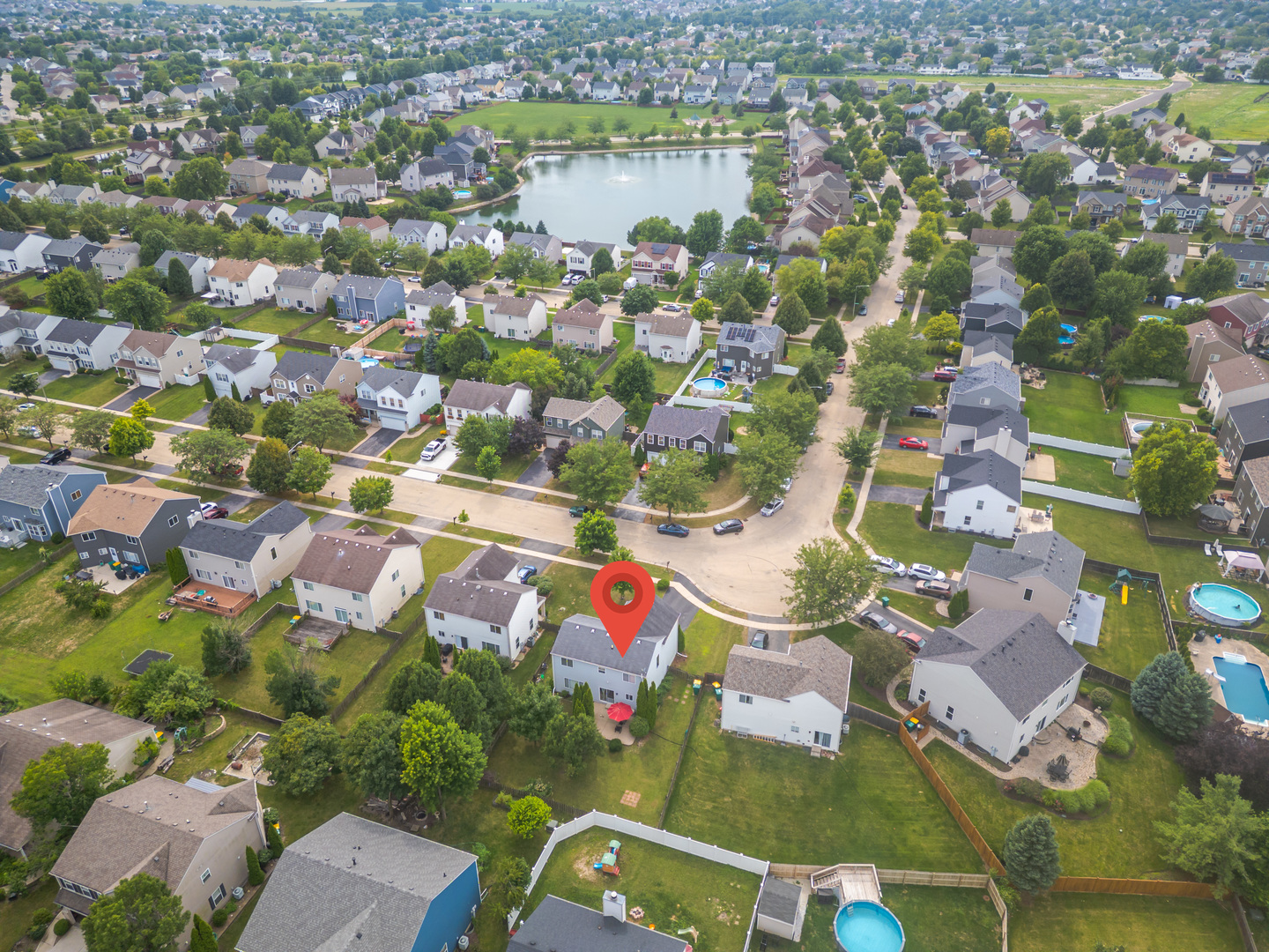 1718 Mountain Ridge Pass, Plainfield, IL 60586