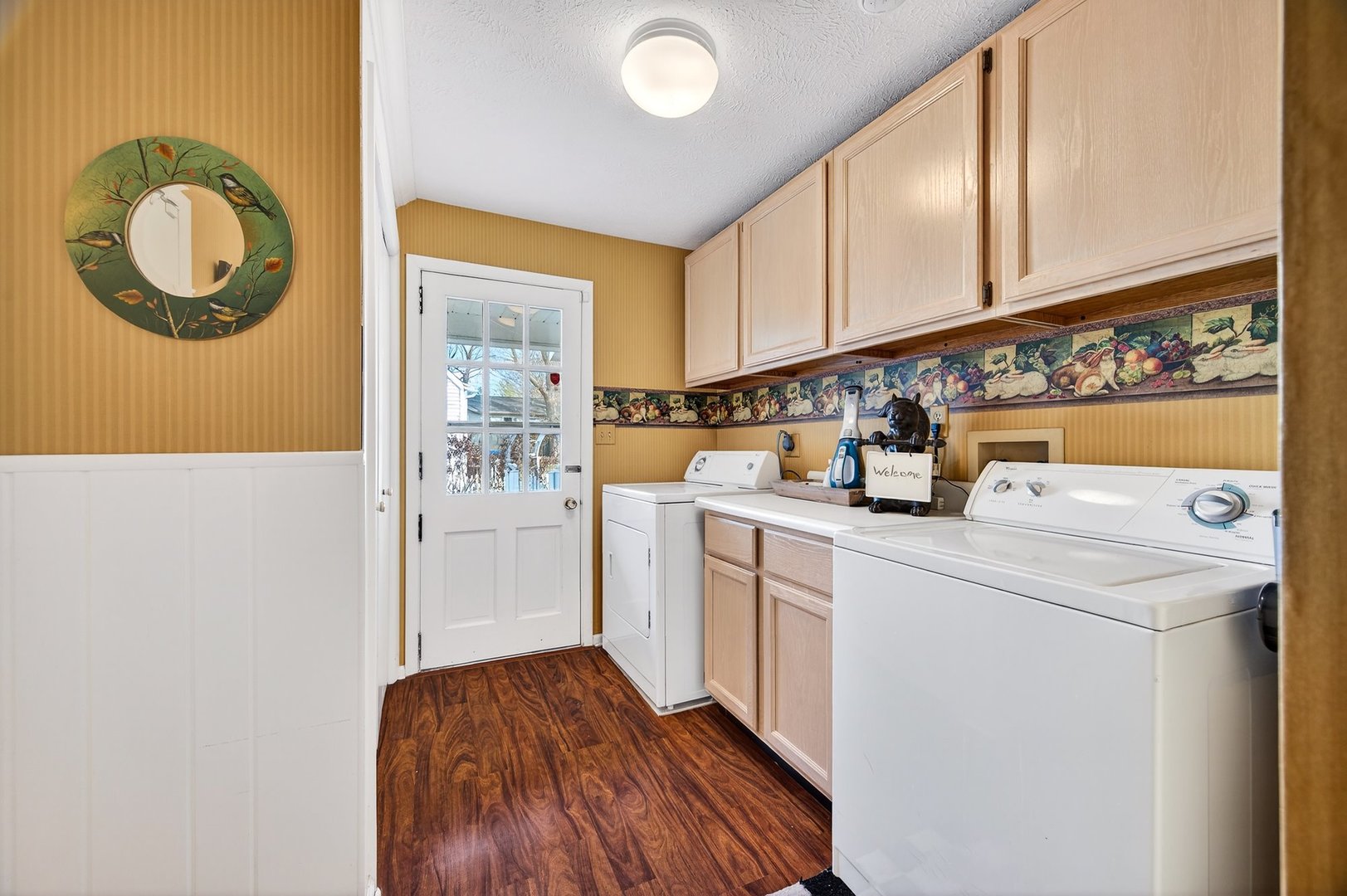 17 Sunset Road, Bloomington, IL 61701