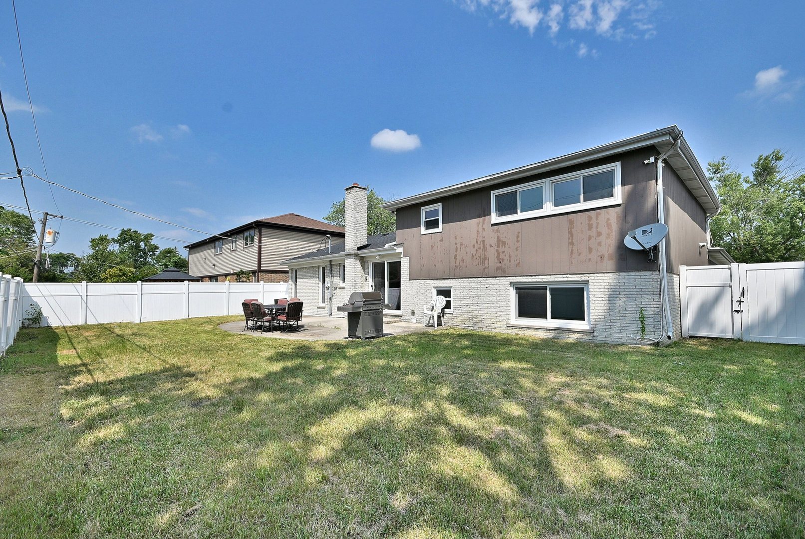 7701 Lake Street, Morton Grove, IL 60053