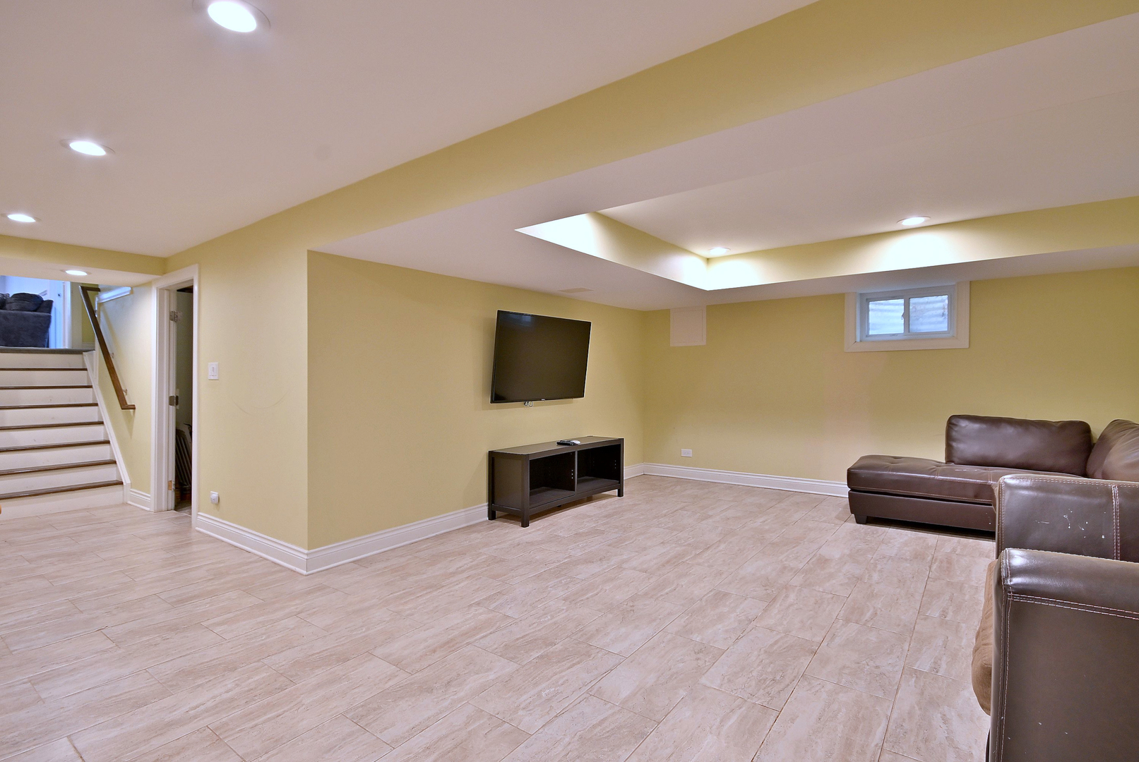 7701 Lake Street, Morton Grove, IL 60053