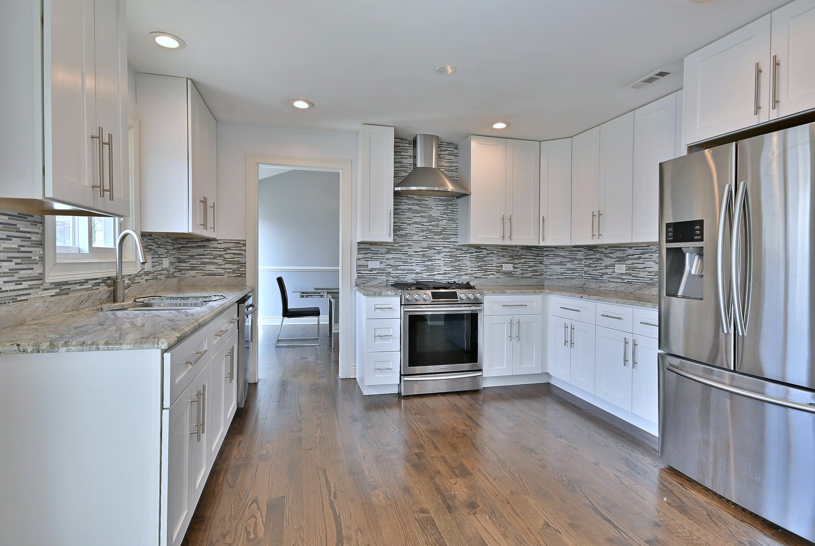 7701 Lake Street, Morton Grove, IL 60053