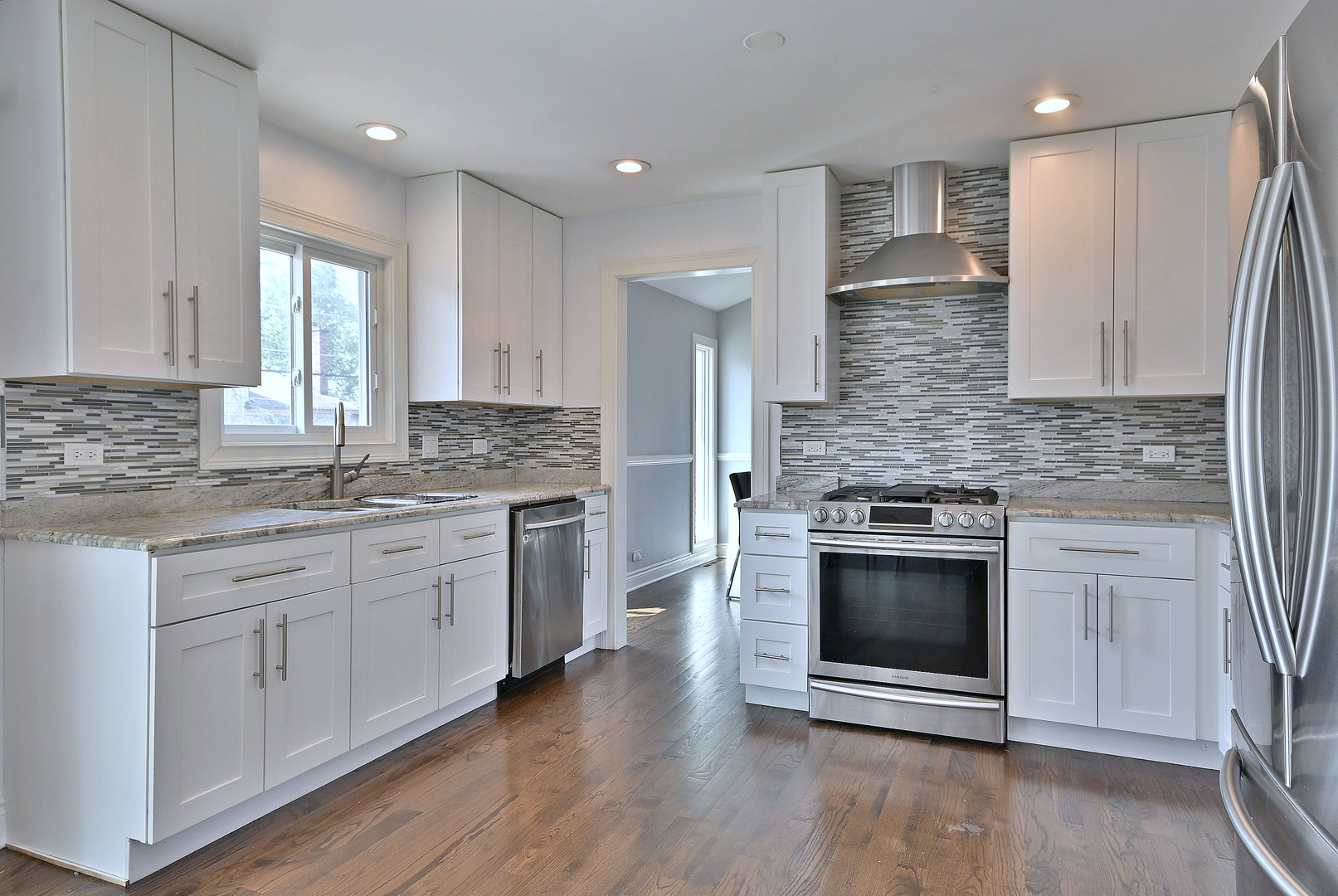 7701 Lake Street, Morton Grove, IL 60053