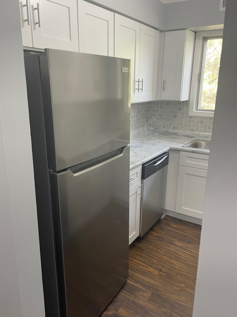 5204 Midlothian Turnpike #222, Crestwood, IL 60418