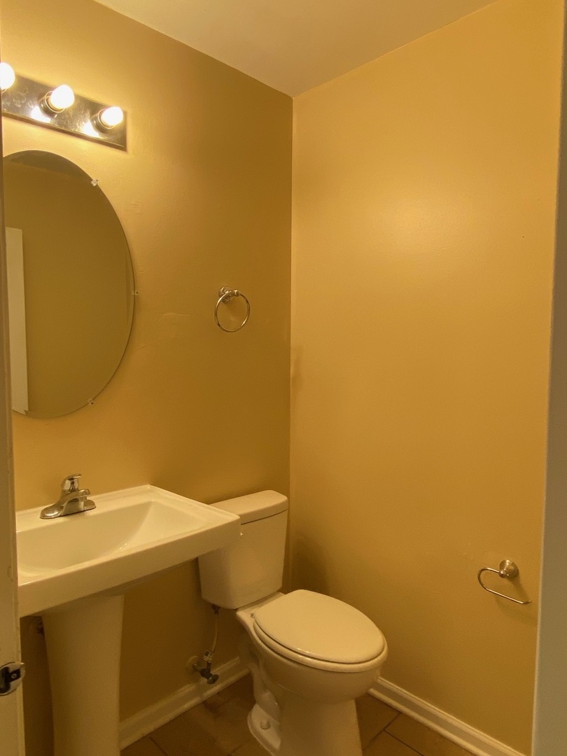 266 SPRINGBROOK Trail, Oswego, IL 60543