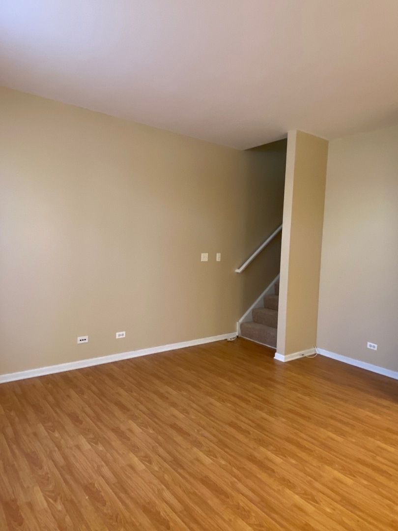 266 SPRINGBROOK Trail, Oswego, IL 60543