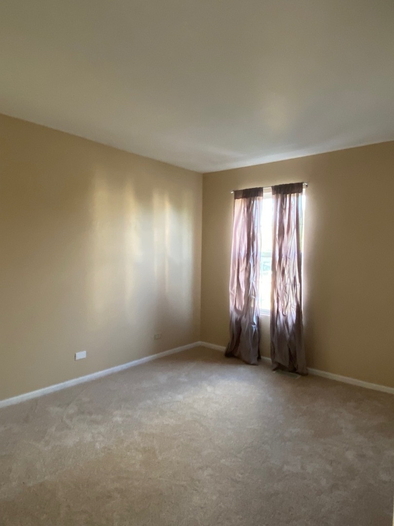 266 SPRINGBROOK Trail, Oswego, IL 60543