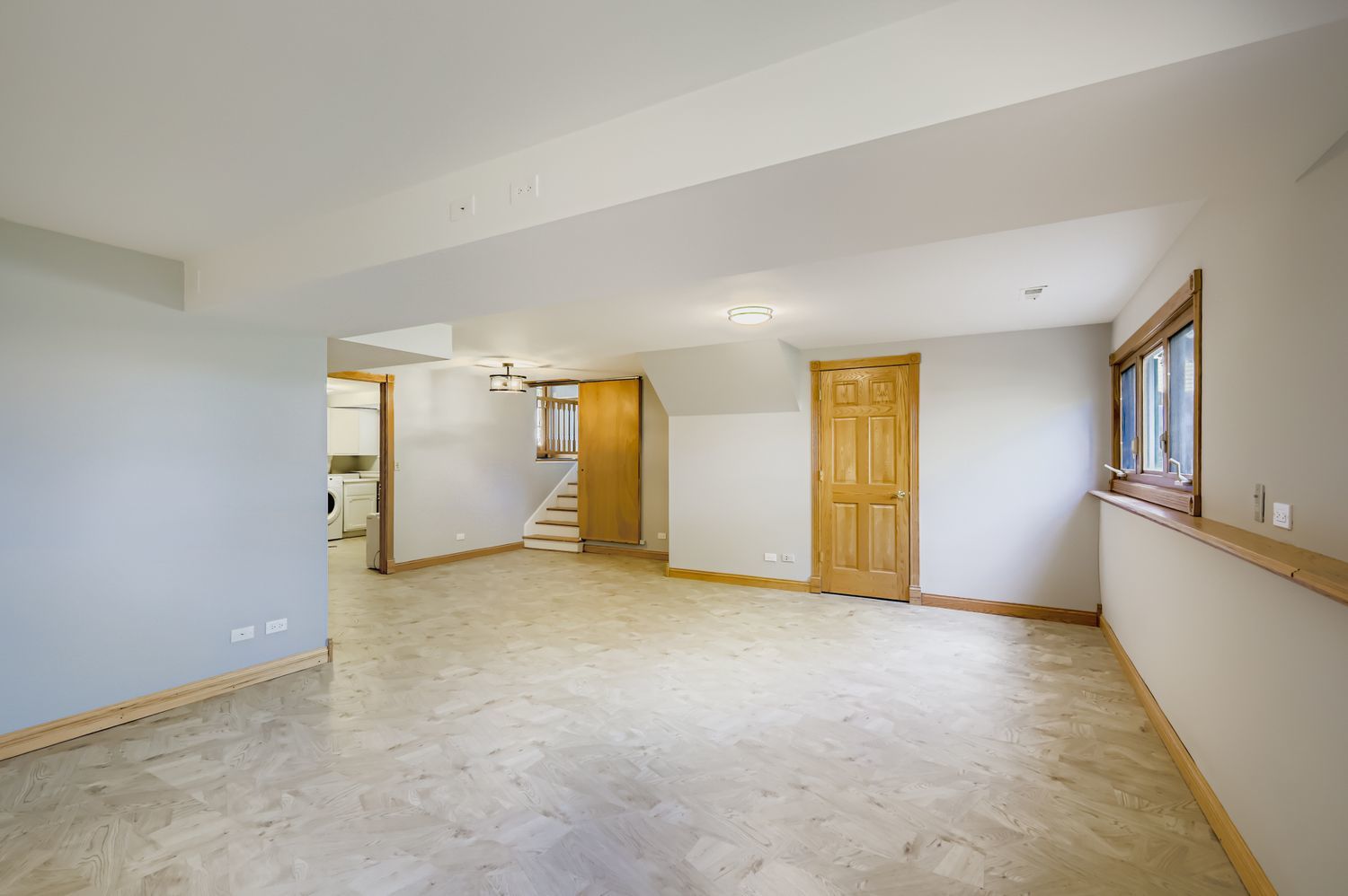 5904 Elm Street, Lisle, IL 60532