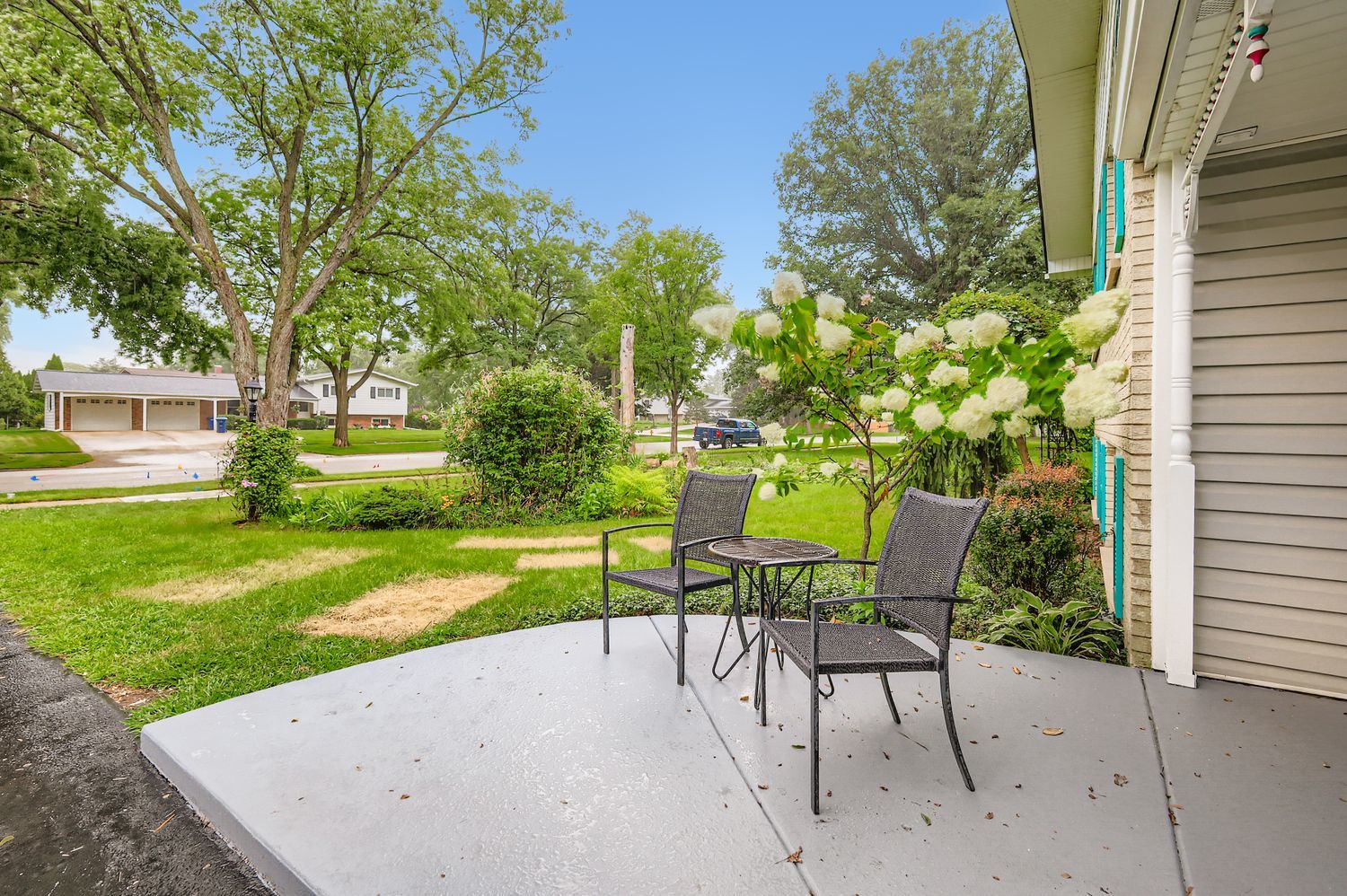5904 Elm Street, Lisle, IL 60532