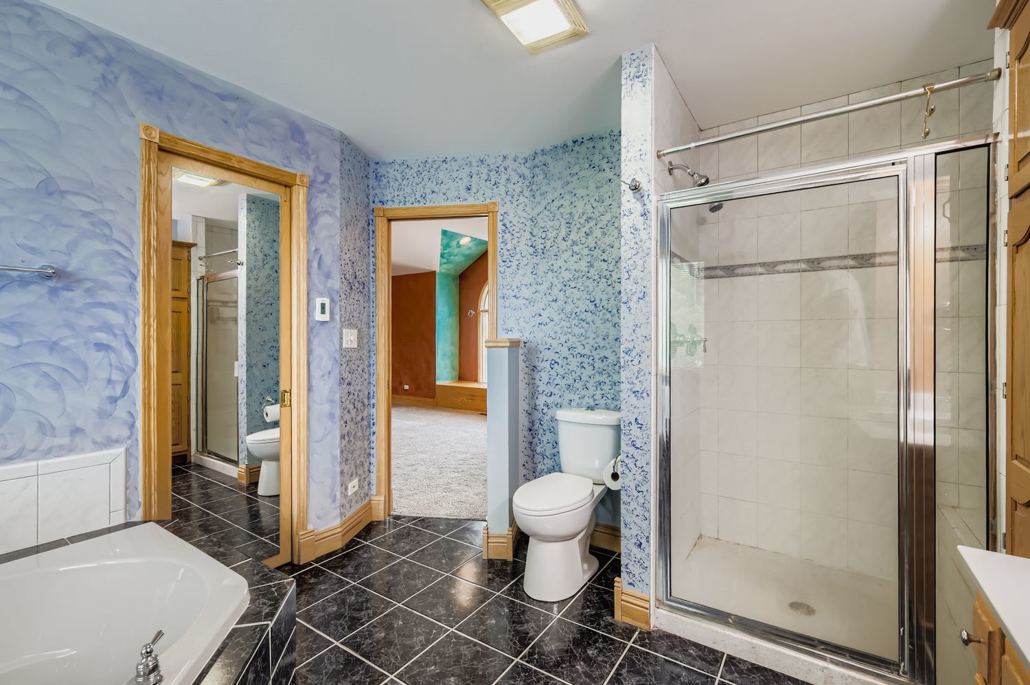 5904 Elm Street, Lisle, IL 60532