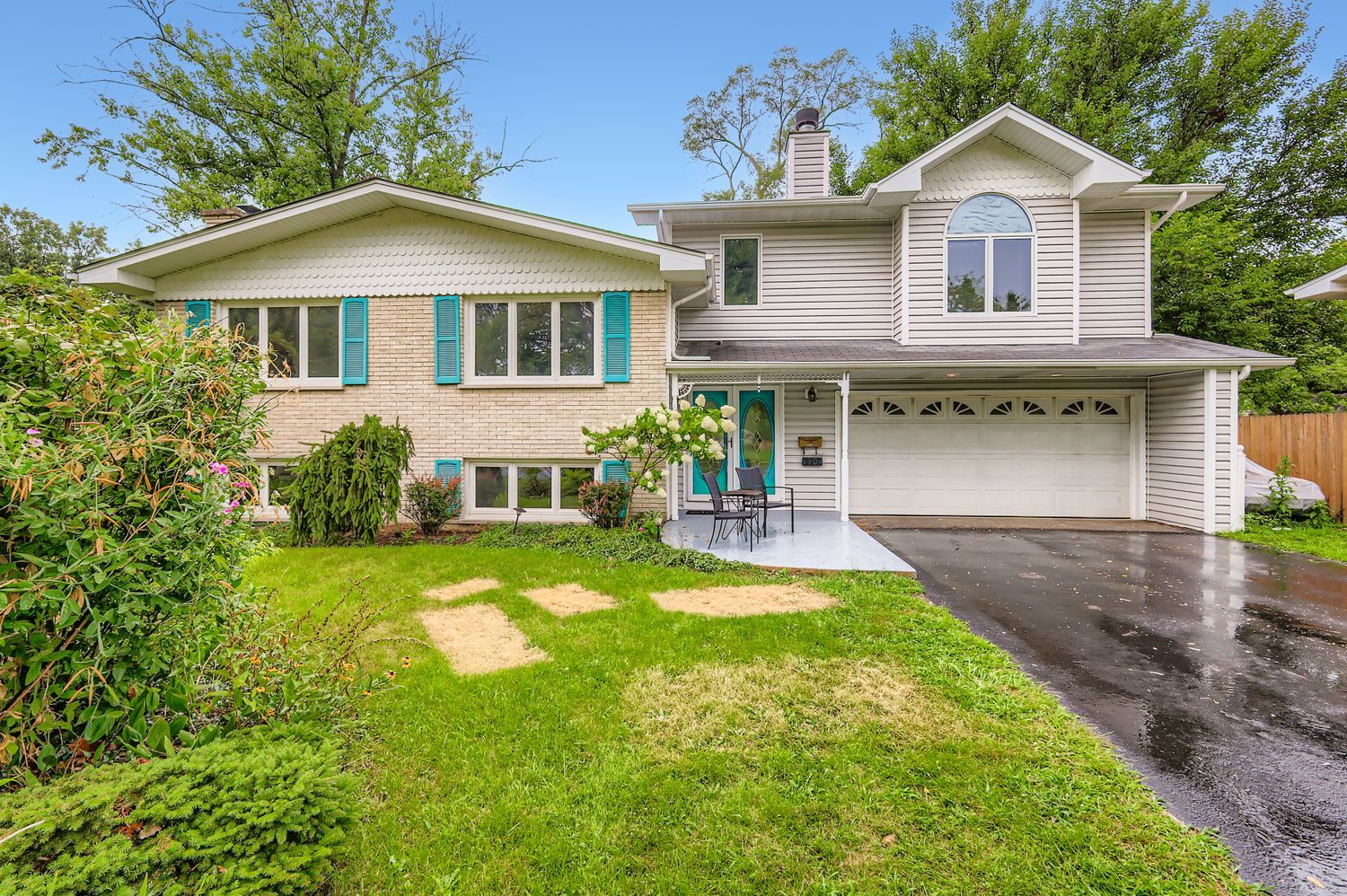 5904 Elm Street, Lisle, IL 60532