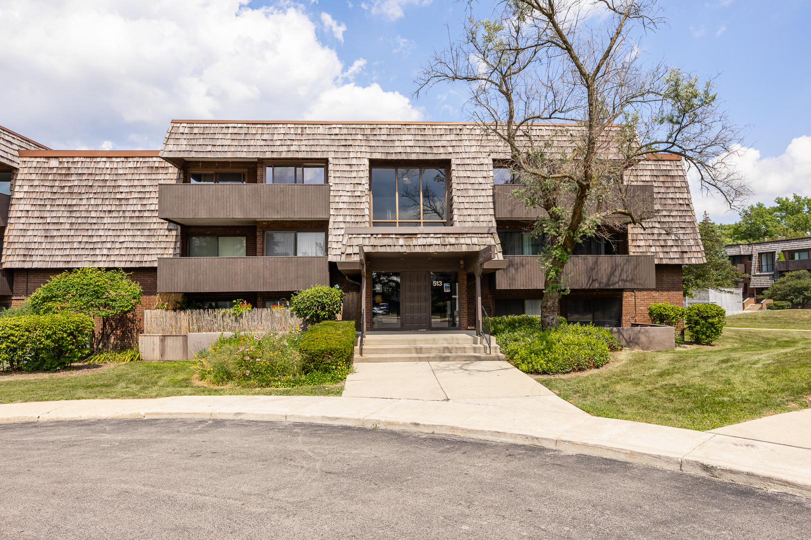 513 Timber Ridge Drive #308, Carol Stream, IL 60188