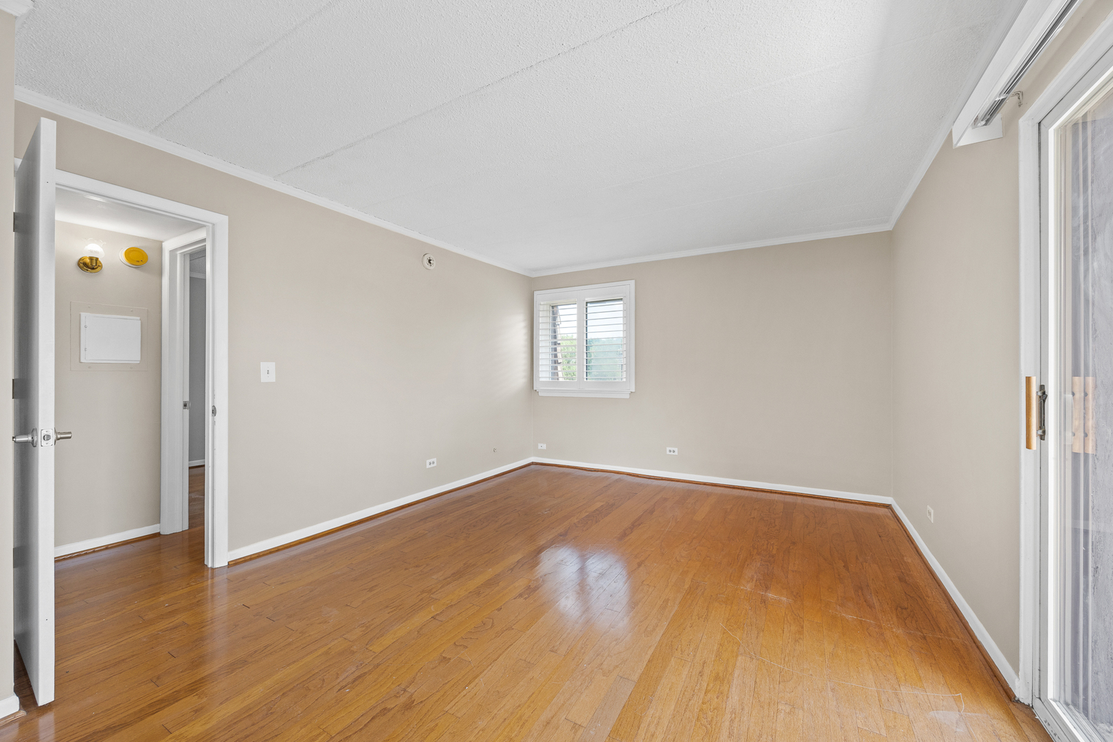513 Timber Ridge Drive #308, Carol Stream, IL 60188