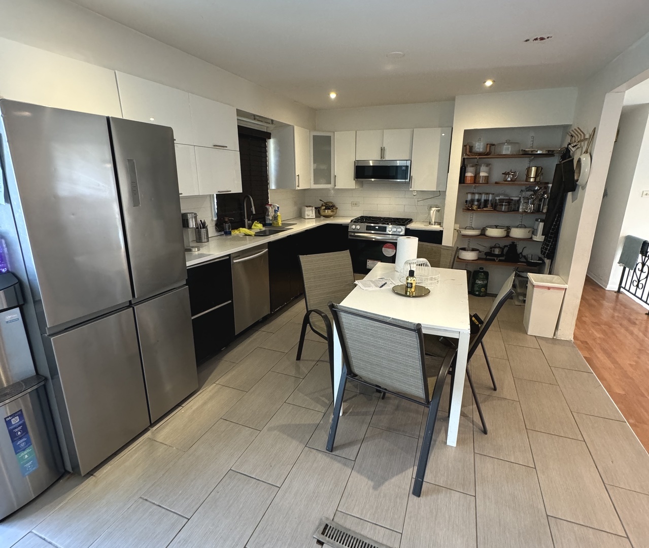 10300 S KATHY Court, Palos Hills, IL 60465