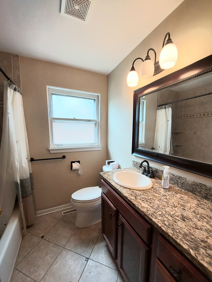 326 Kemman Avenue, La Grange Park, IL 60526