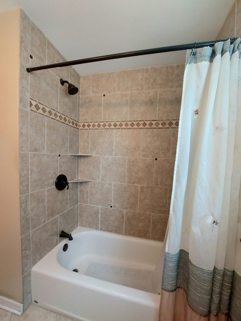 326 Kemman Avenue, La Grange Park, IL 60526