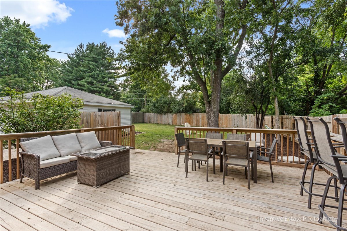 18530 Stedhall Road, Homewood, IL 60430