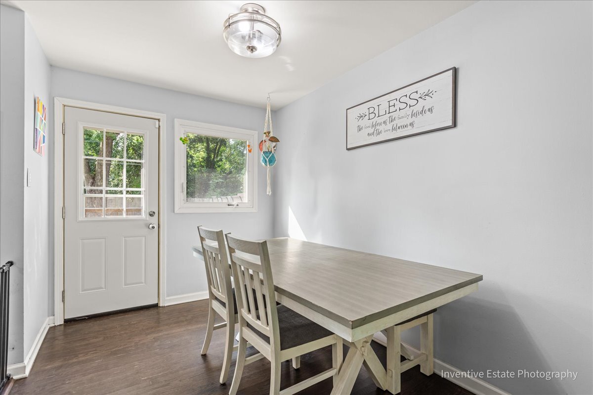 18530 Stedhall Road, Homewood, IL 60430