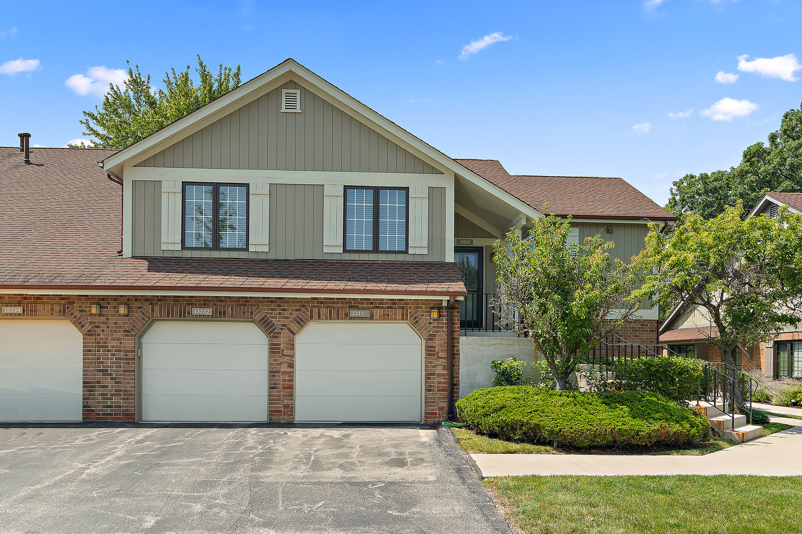 13332 S Oakview Court #V4, Palos Heights, IL 60463