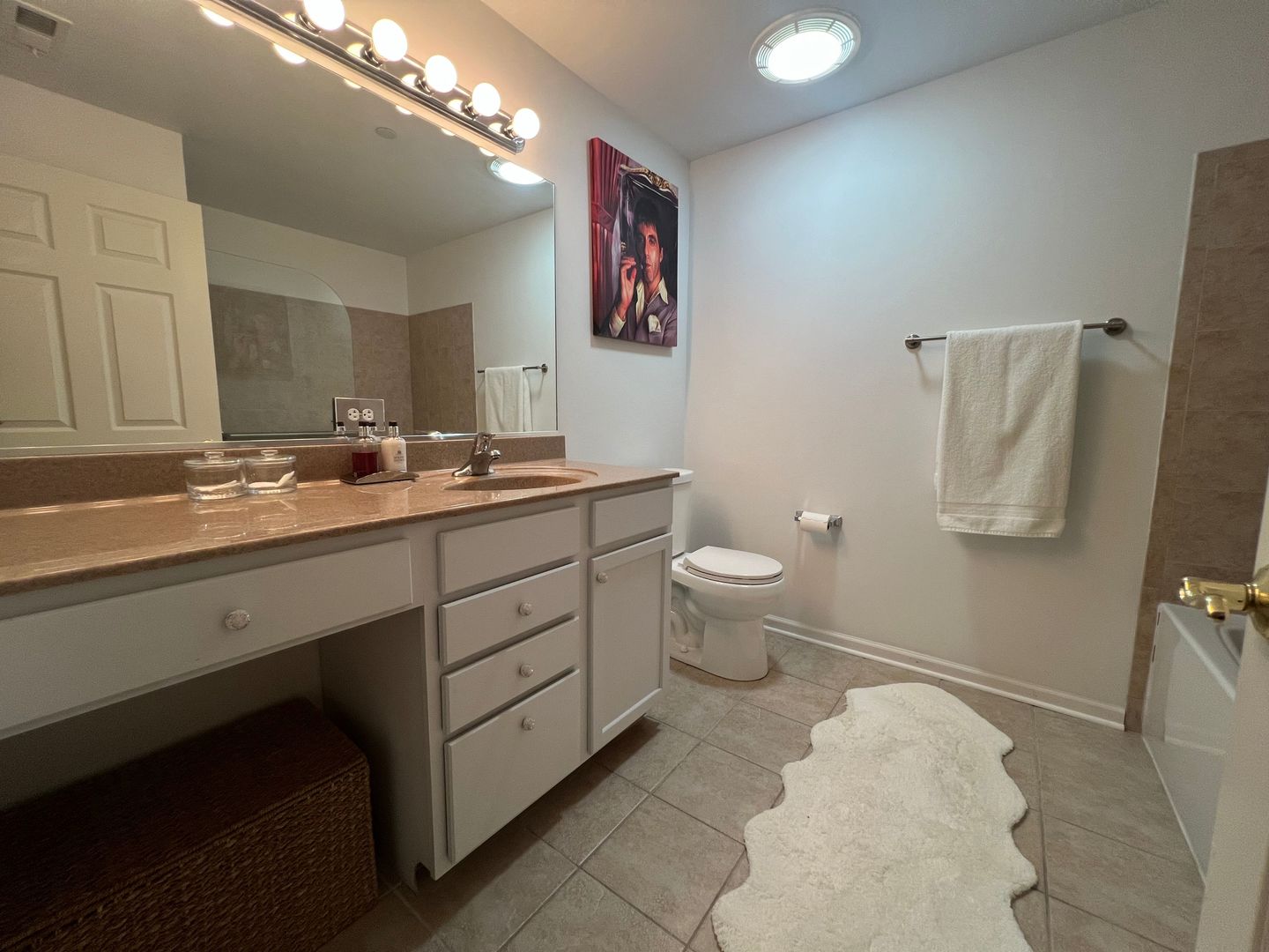 855 E 22nd Street #206, Lombard, IL 60148