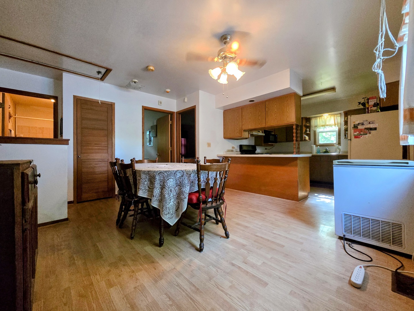 24967 W Clinton Avenue, Round Lake, IL 60073