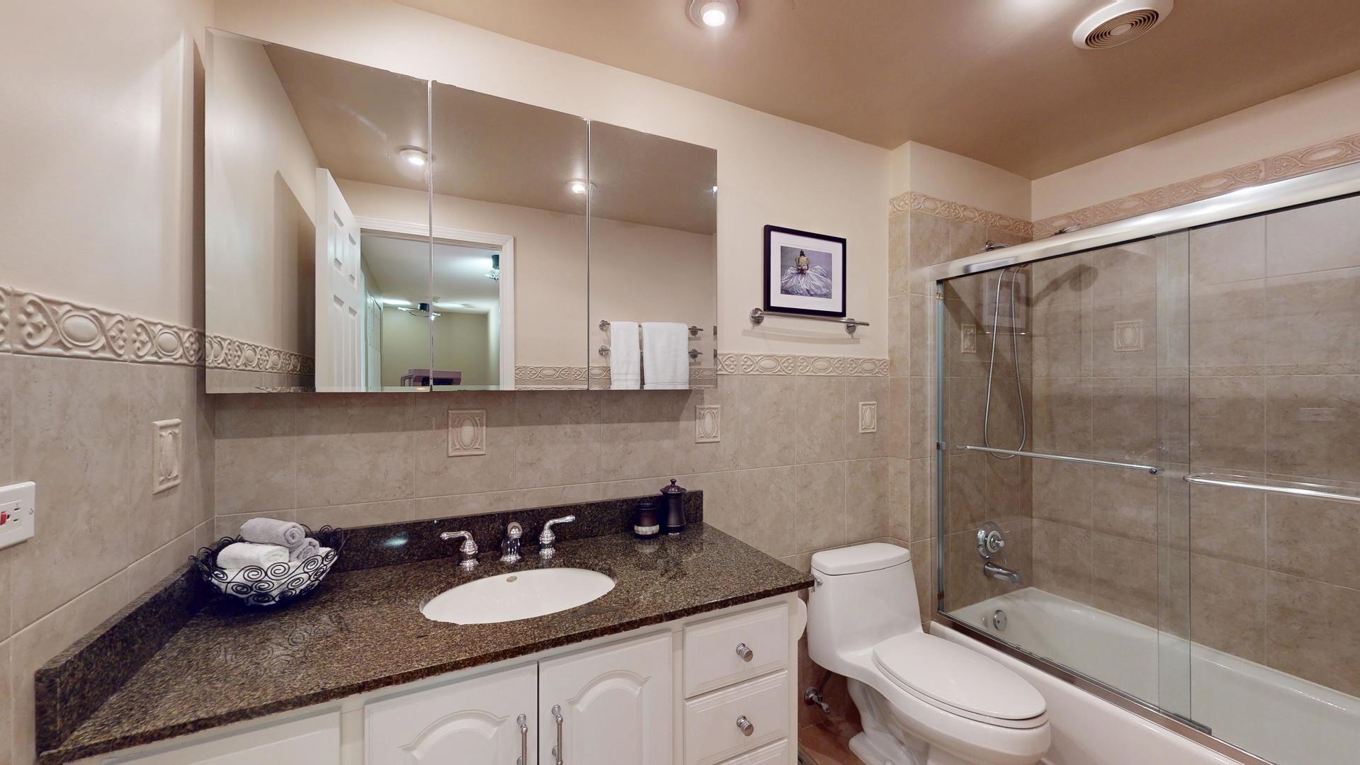 3229 N Volz Drive, Arlington Heights, IL 60004