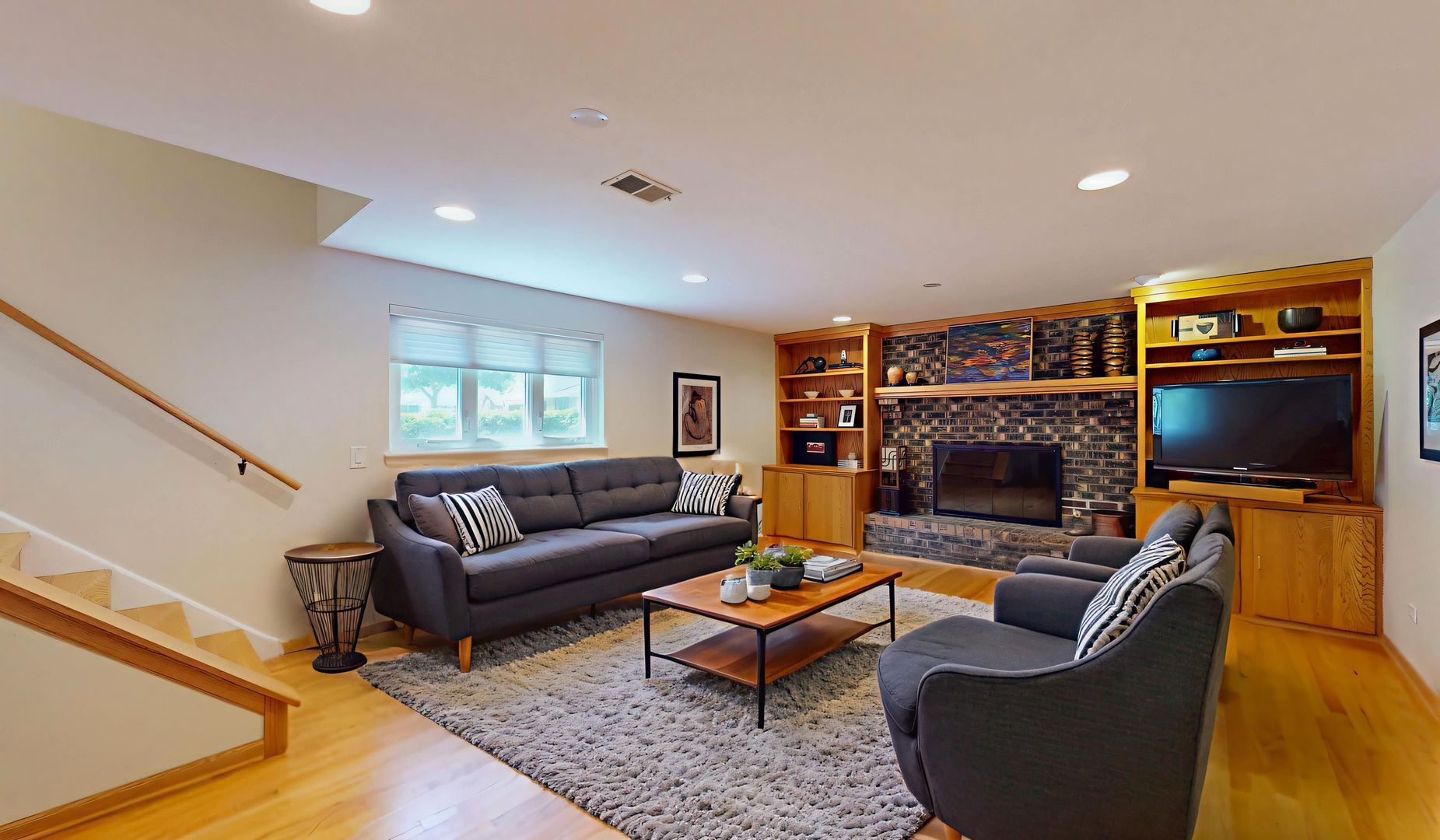 3229 N Volz Drive, Arlington Heights, IL 60004