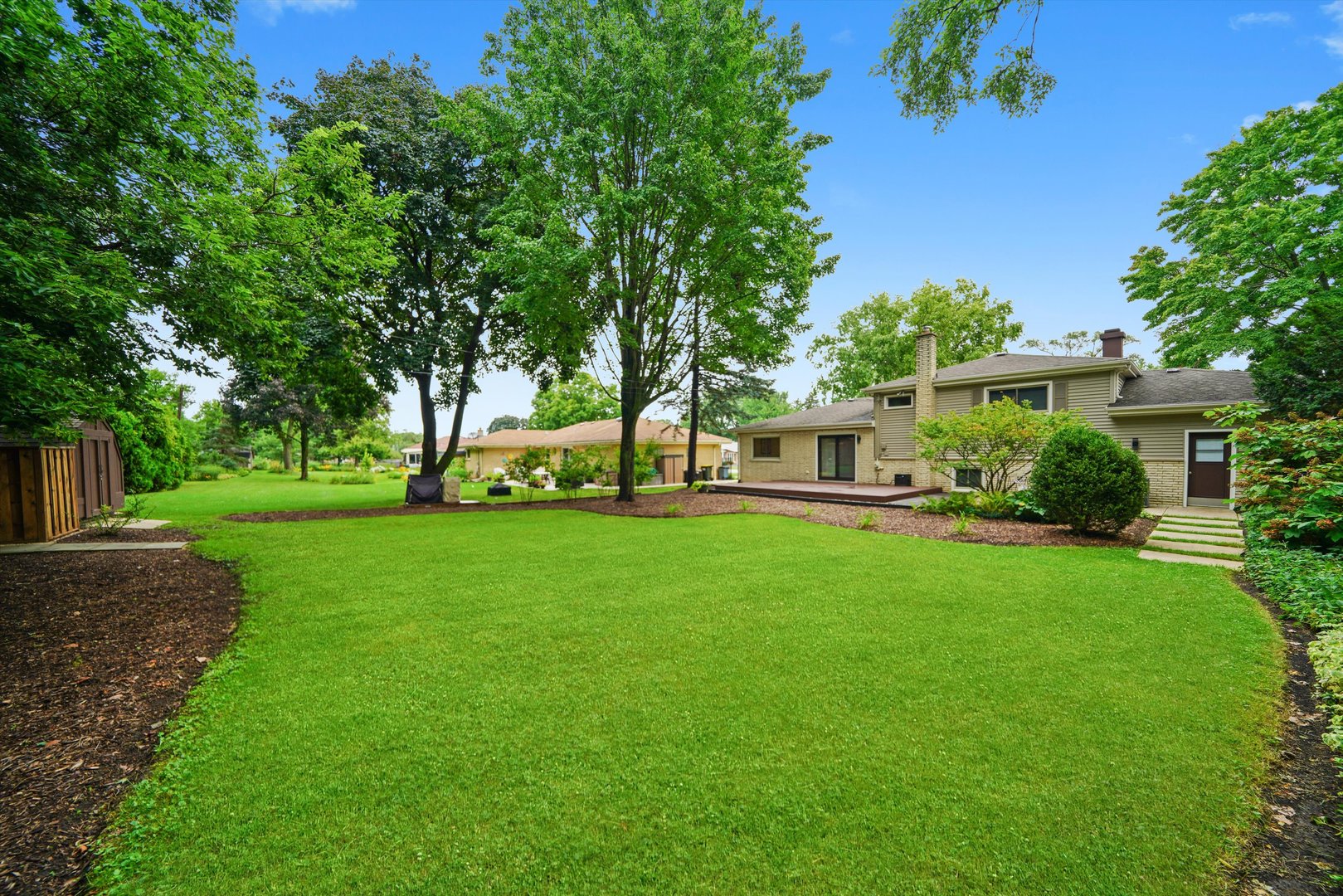 5N260 Eagle Terrace, Itasca, IL 60143