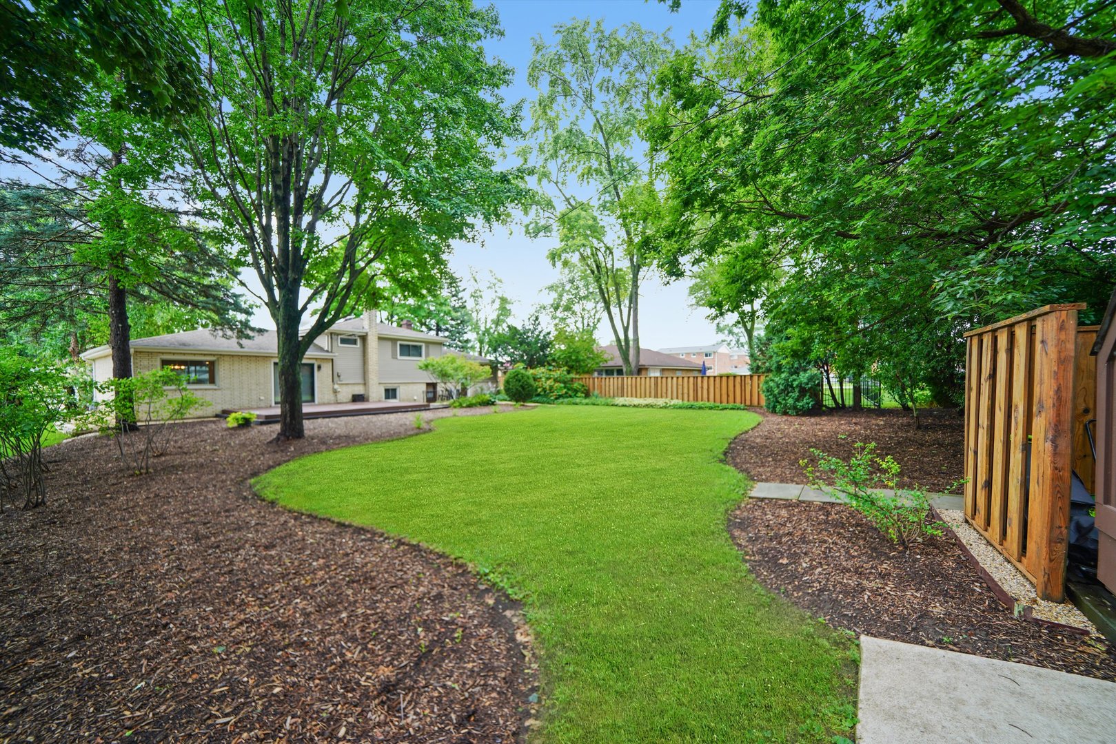 5N260 Eagle Terrace, Itasca, IL 60143