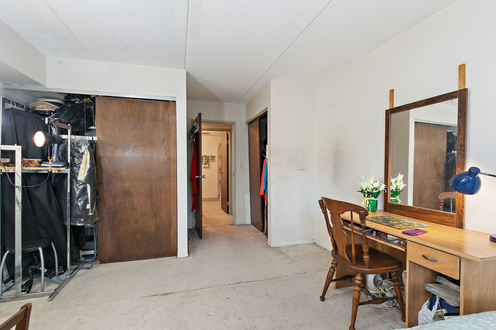 5s100 Pebblewood Lane #E6, Naperville, IL 60563