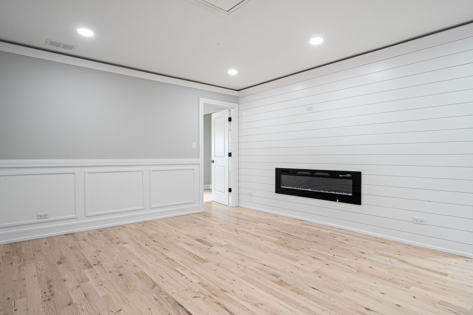 10321 S 73rd Street, Palos Hills, IL 60465
