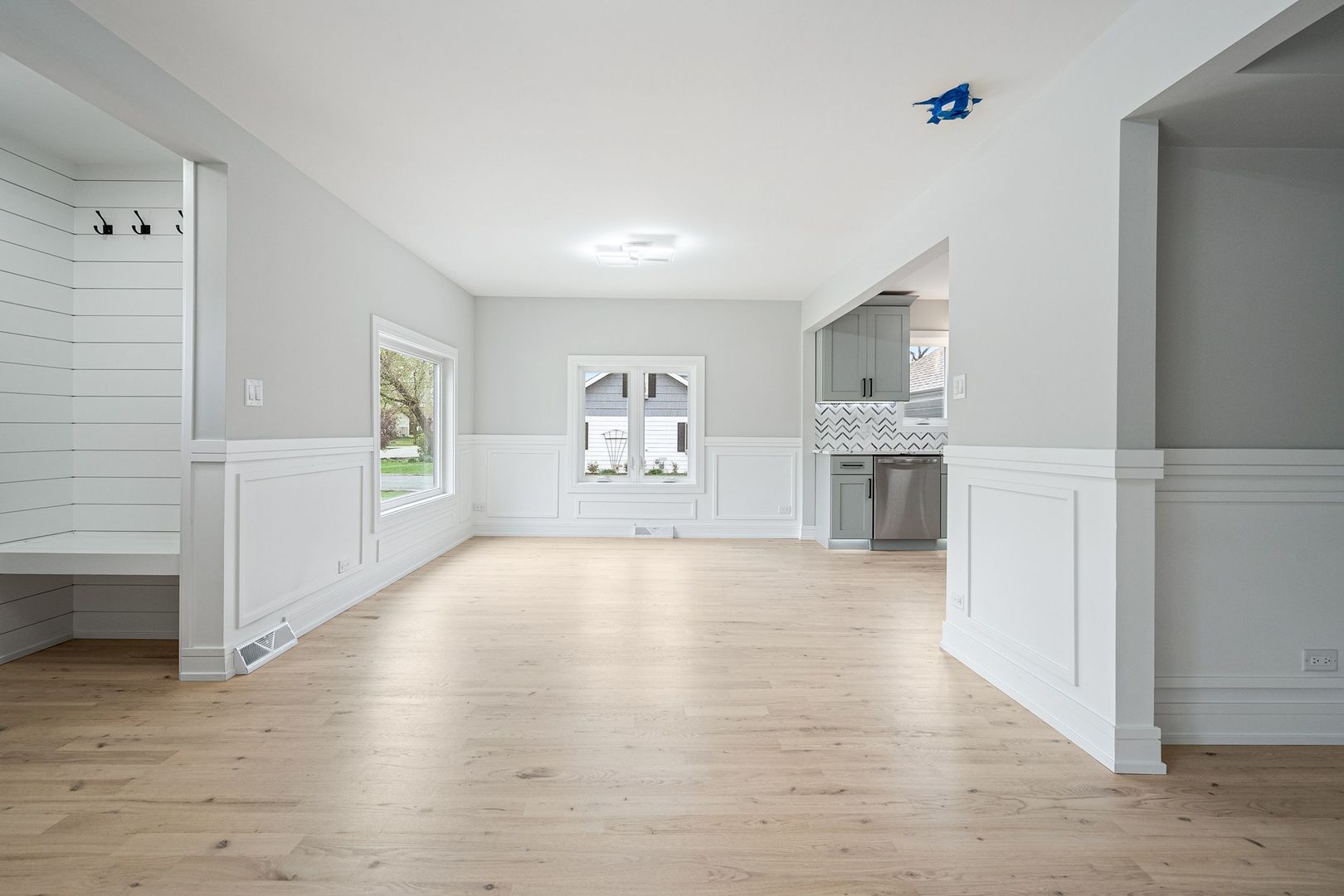 10321 S 73rd Street, Palos Hills, IL 60465