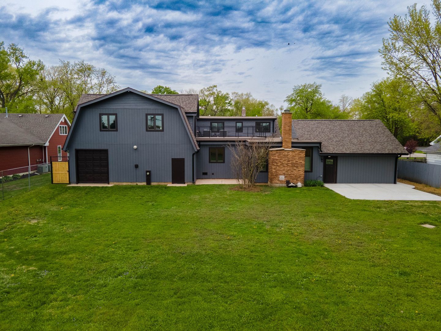 10321 S 73rd Street, Palos Hills, IL 60465