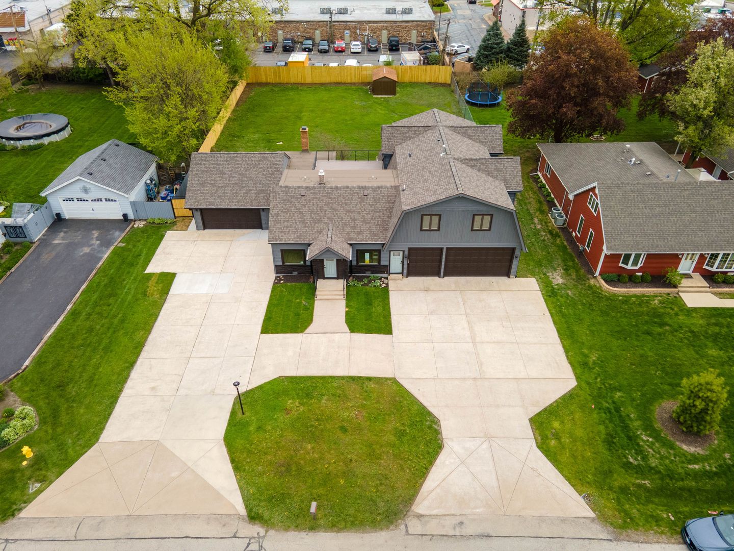 10321 S 73rd Street, Palos Hills, IL 60465
