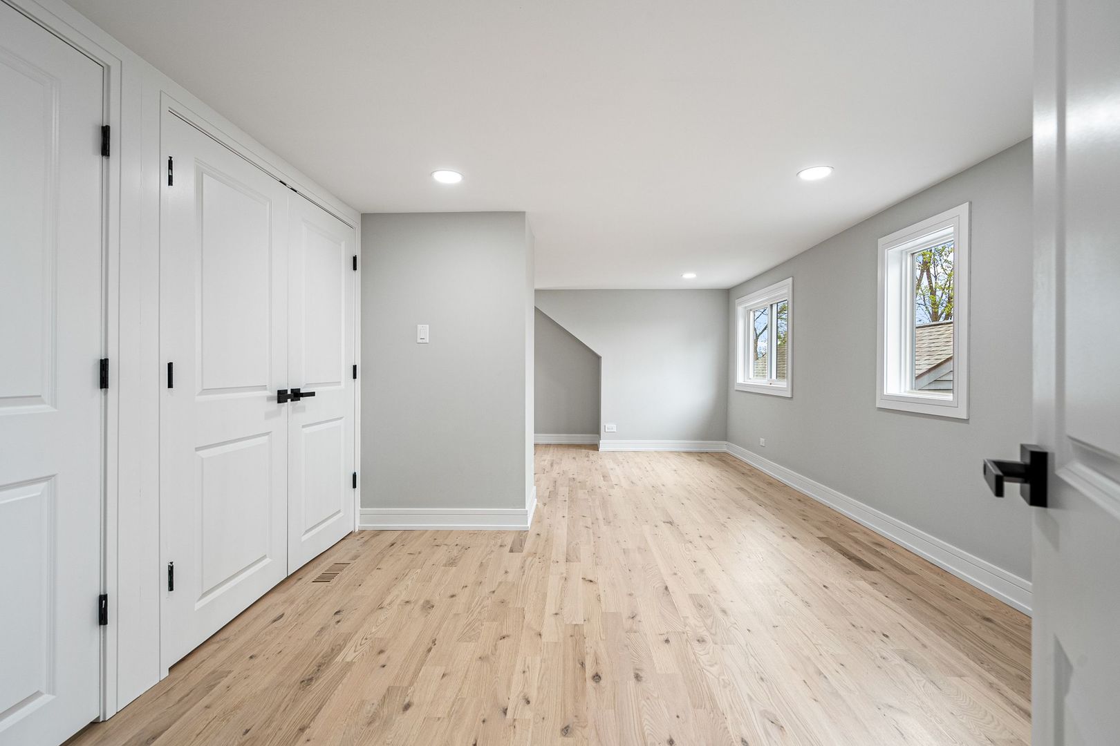 10321 S 73rd Street, Palos Hills, IL 60465