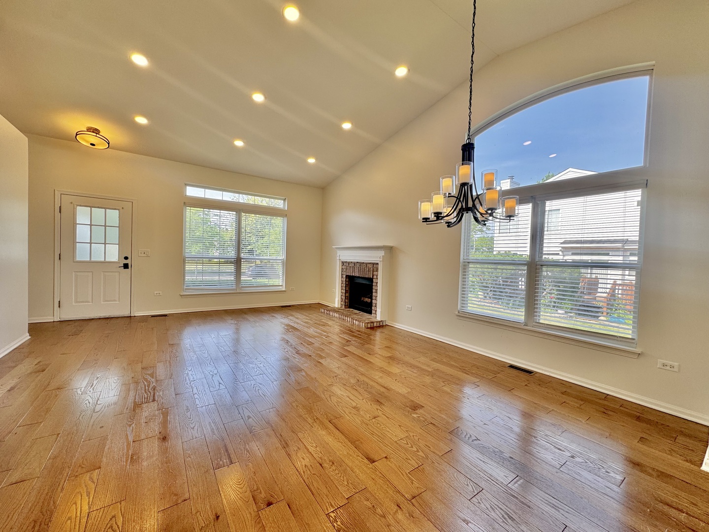 1825 RED BUD Road, Bolingbrook, IL 60490