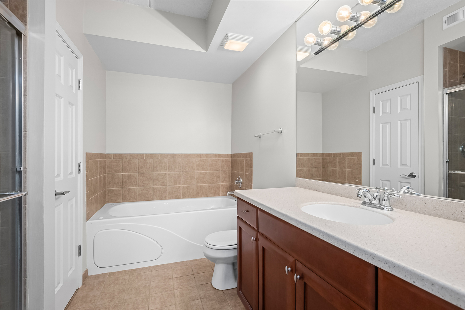 133 W Palatine Road #107A, Palatine, IL 60067