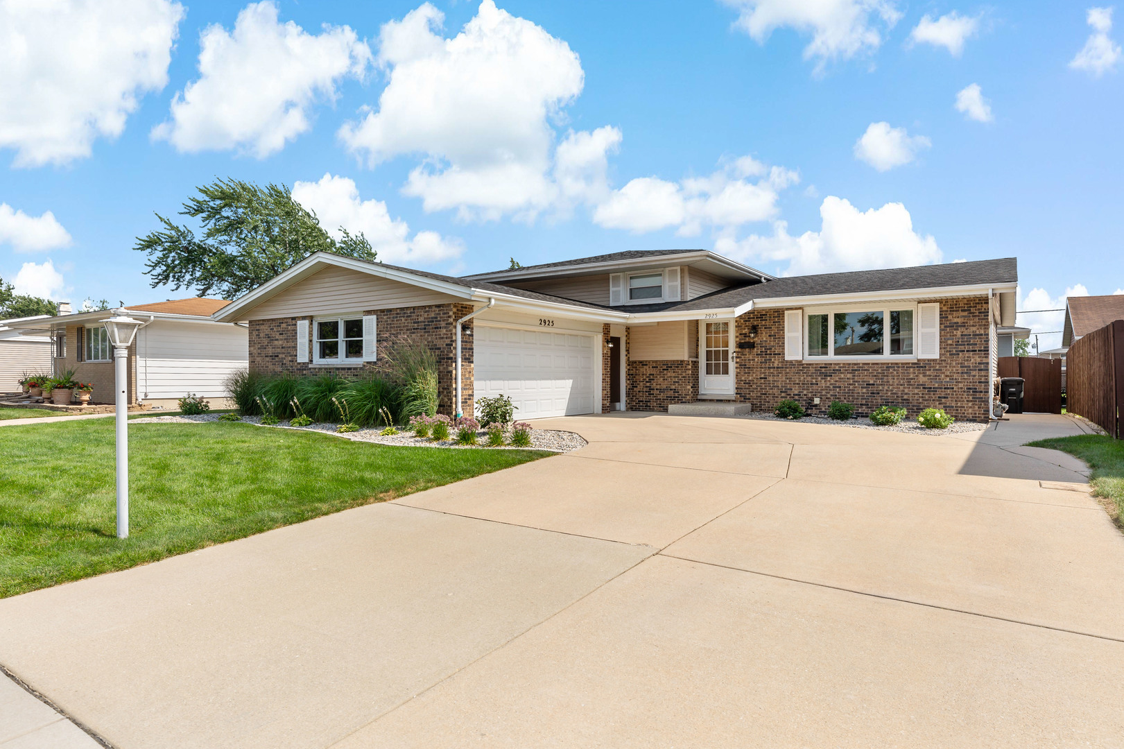 2925 193rd Street, Lansing, IL 60438