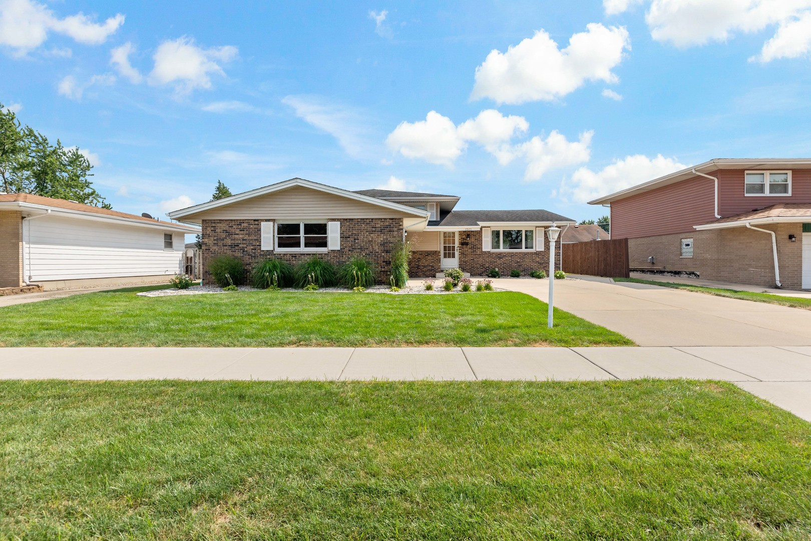 2925 193rd Street, Lansing, IL 60438