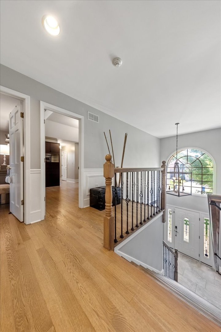1411 Frenchmans Bend Drive, Naperville, IL 60564