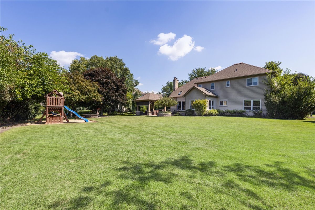 1411 Frenchmans Bend Drive, Naperville, IL 60564
