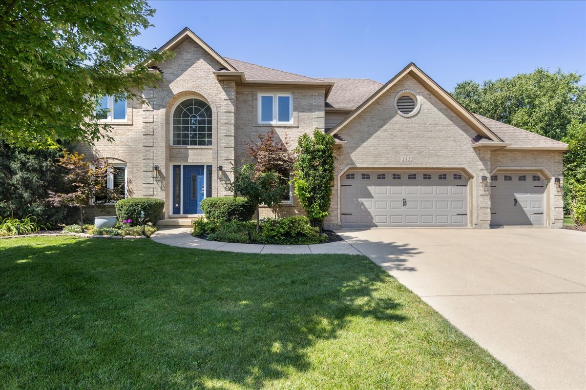 1411 Frenchmans Bend Drive, Naperville, IL 60564
