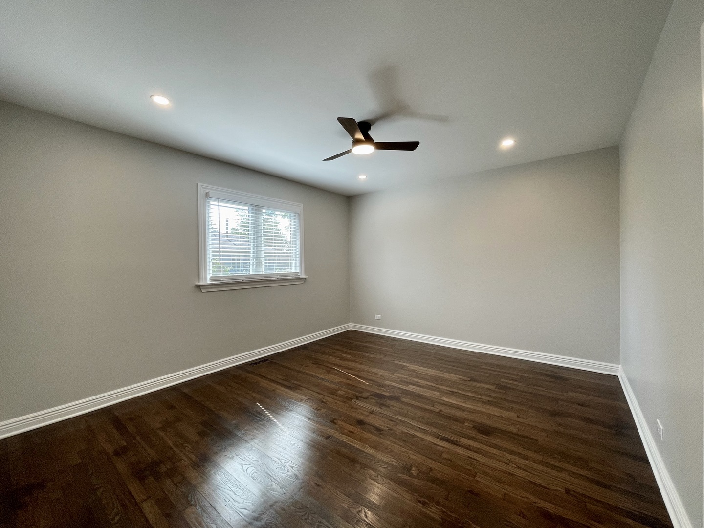 185 Carthage Lane, Hoffman Estates, IL 60169